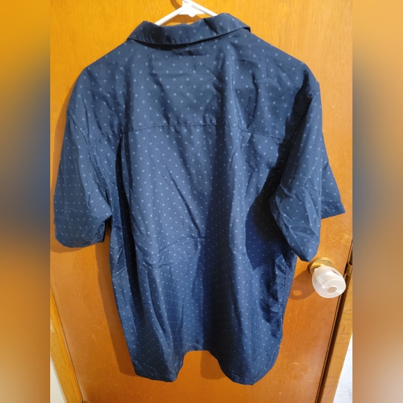 George shirt - Picture 2 of 2